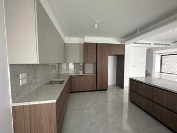 Detached Villa For Sale  in  Yeroskipou