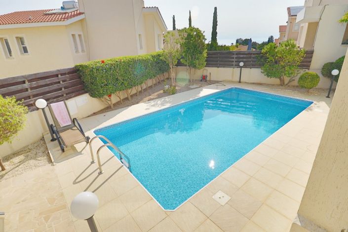 Image No.2-3 Bed Villa for sale