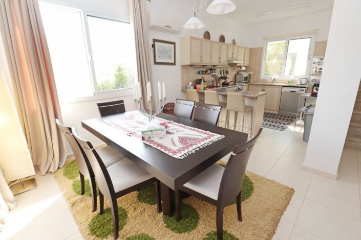 Image No.6-3 Bed Villa for sale