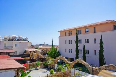 Apartment For Sale  in  Kato Pafos