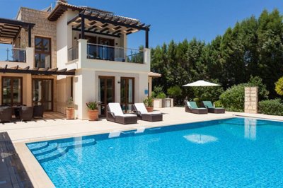 Detached Villa For Sale  in  Aphrodite Hills Golf Resort