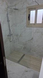 Ground Floor Apartment  For Sale  in  Tombs of the Kings