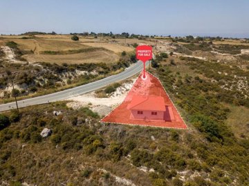 House For Sale  in  Peyia Village