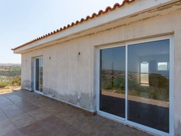House For Sale  in  Peyia Village