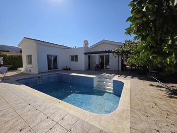 Bungalow For Sale  in  Peyia Village