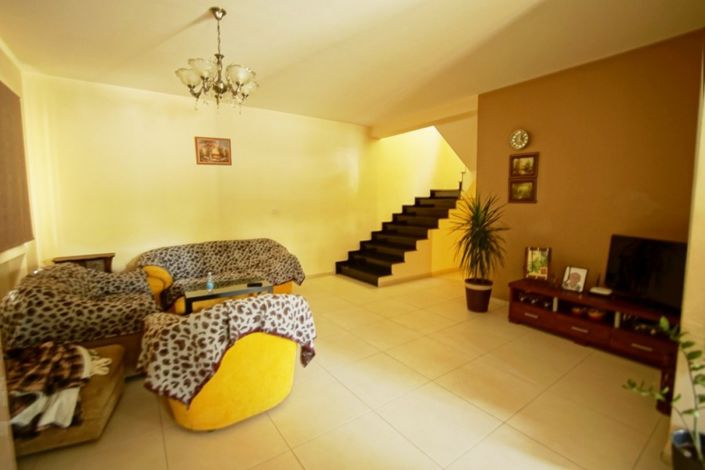 Image No.3-3 Bed Villa for sale