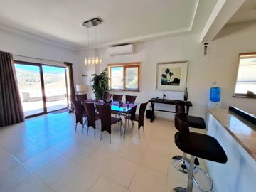 Detached Villa For Sale  in  Select Location