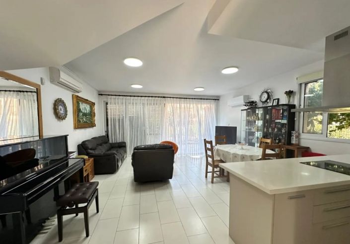 Image No.3-Villa de 4 chambres à vendre à Paphos