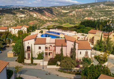 Detached Villa For Sale  in  Kouklia Village