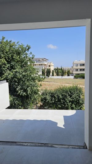 Image No.1-2 Bed Townhouse for sale