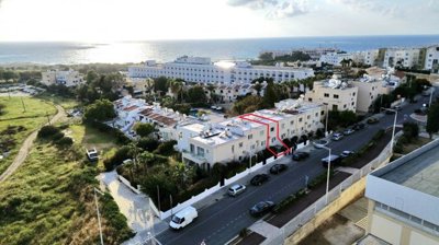 Town House For Sale  in  Pafos Centre