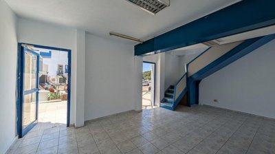 Prime Retail Property, Tombs Of The Kings Avenue, Paphos