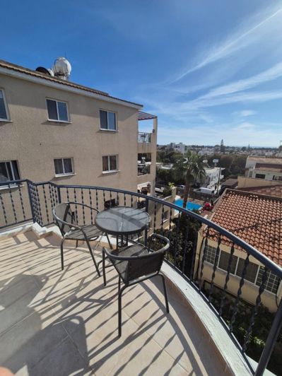 Image No.9-2 Bed Townhouse for sale