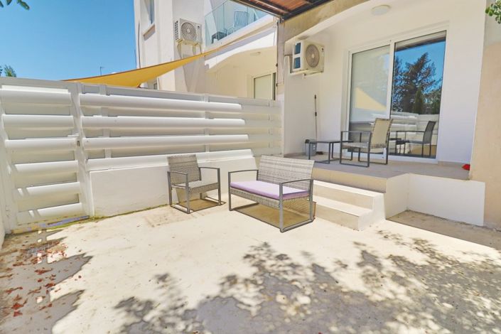 Image No.1-Studio for sale