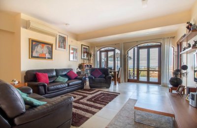 Ground Floor Apartment  For Sale  in  Aphrodite Hills Golf Resort