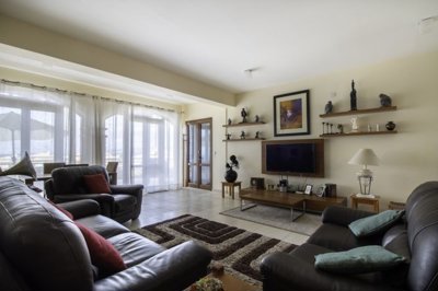 Ground Floor Apartment  For Sale  in  Aphrodite Hills Golf Resort