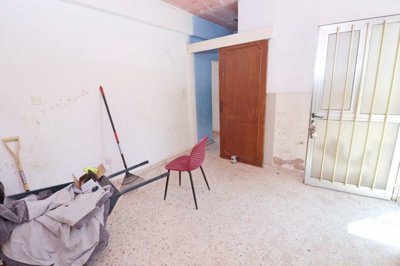Bungalow For Sale  in  Chlorakas