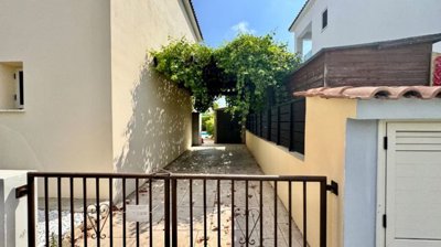 Detached Villa For Sale  in  Peyia Village