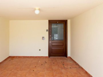 Town House For Sale  in  Chlorakas