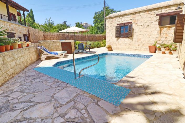 Image No.1-Villa de 3 chambres à vendre à Drouseia