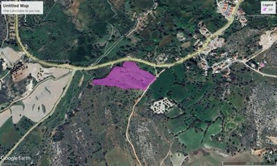 Residential Land  For Sale  in  Meladeia