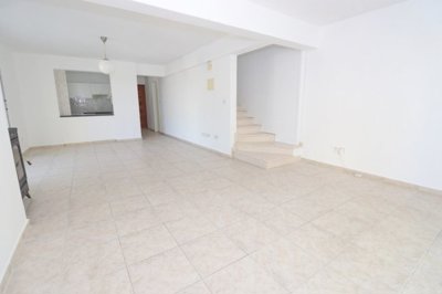 Detached Villa For Sale  in  Peyia Village