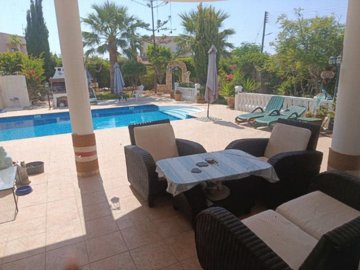 Detached Villa For Sale  in  Sea Caves