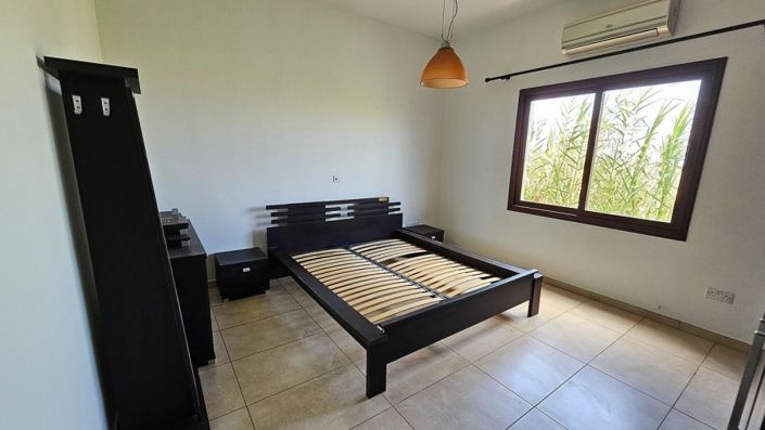 Image No.9-2 Bed House for sale