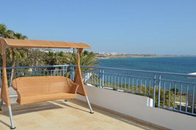 Detached Villa For Sale  in  Chlorakas