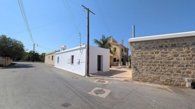 Dual-Residence Konia, Paphos – Detached 2-Storey House & Ground Floor House