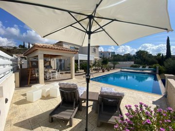 Detached Villa For Sale  in  Select Location