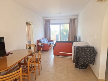 Apartment For Sale  in  Yeroskipou
