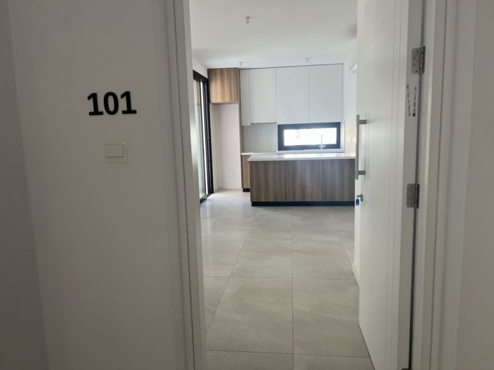 Image No.4-2 Bed Apartment for sale