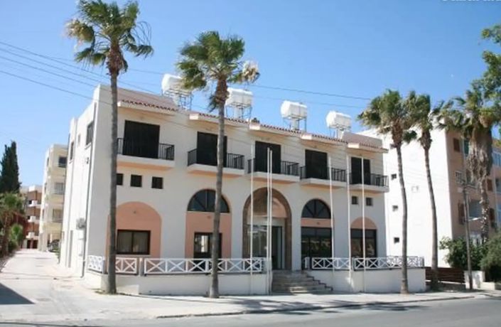 Image No.2-Commercial à vendre à Kato Paphos