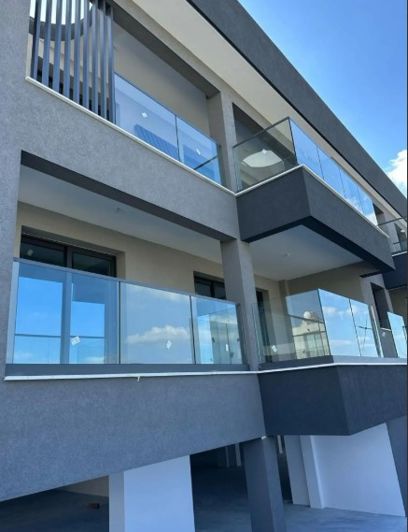 Image No.2-Appartement de 1 chambre à vendre à Empa