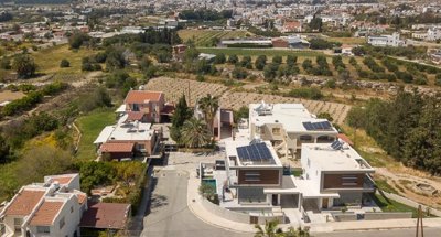 Detached Villa For Sale  in  Select Location