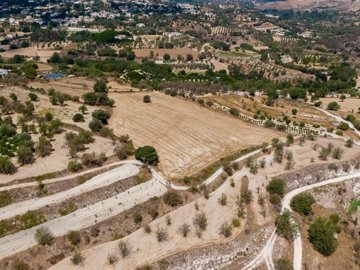 Field - Giolou, Paphos