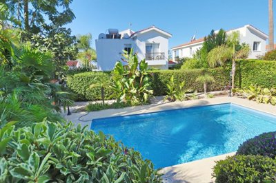 Bungalow For Sale  in  Coral Bay