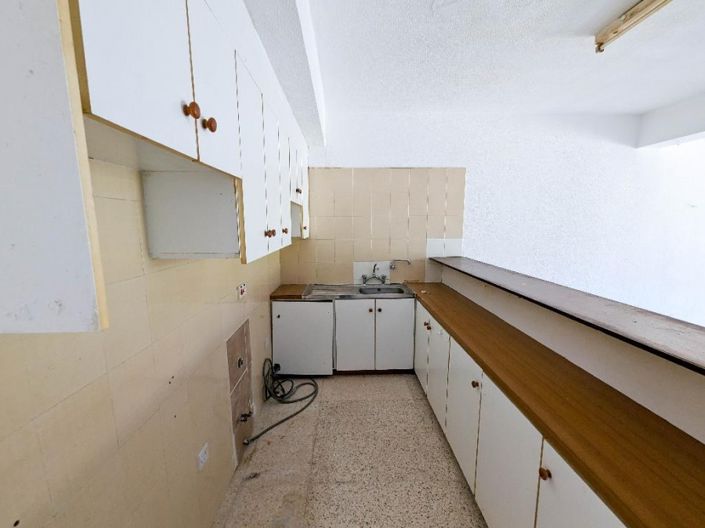 Image No.10-Apartment for sale