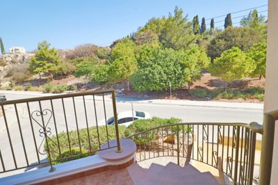 Detached Villa For Sale  in  Universal Area