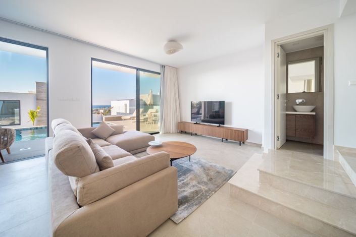 Image No.10-3 Bed Villa for sale