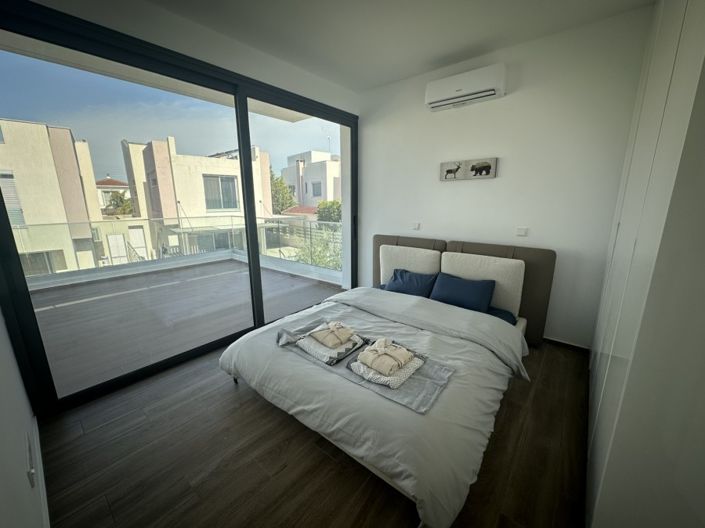 Image No.8-3 Bed Villa for sale