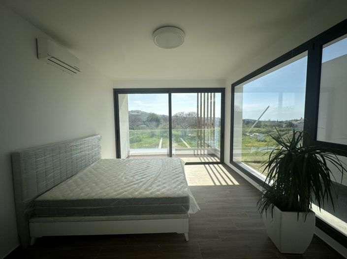 Image No.9-3 Bed Villa for sale