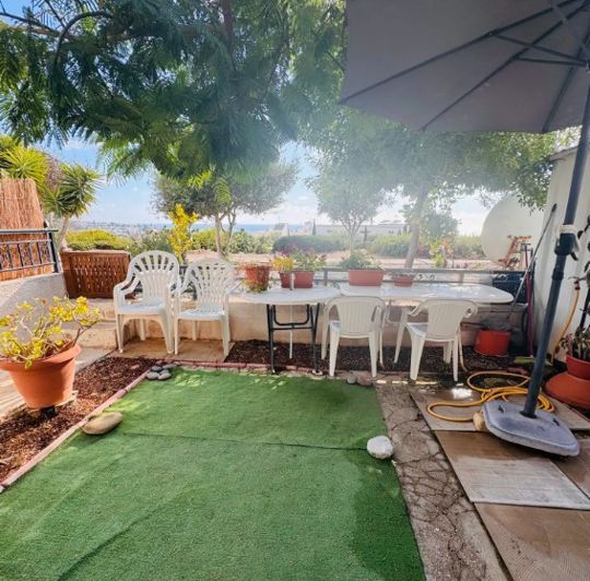 Image No.2-2 Bed Townhouse for sale