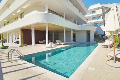 Penthouse For Sale  in  Kato Pafos