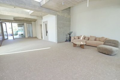 Penthouse For Sale  in  Kato Pafos