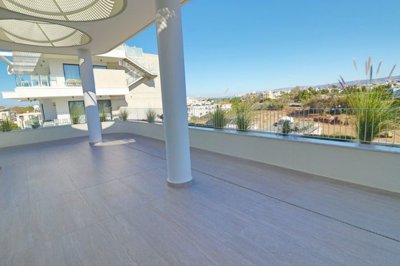 Penthouse For Sale  in  Kato Pafos