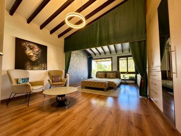 Detached Villa For Sale  in  Select Location