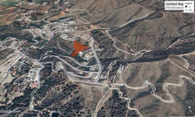 Residential Land  For Sale  in  Argaka