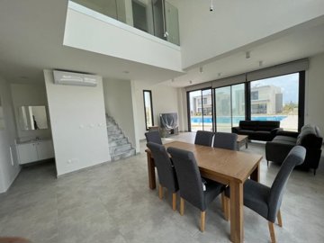 Detached Villa For Rent  in  Chlorakas